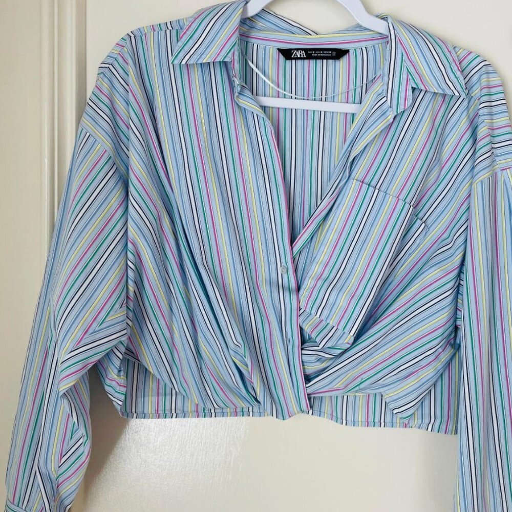 STRIPED CROPPED BUTTON SHIRT